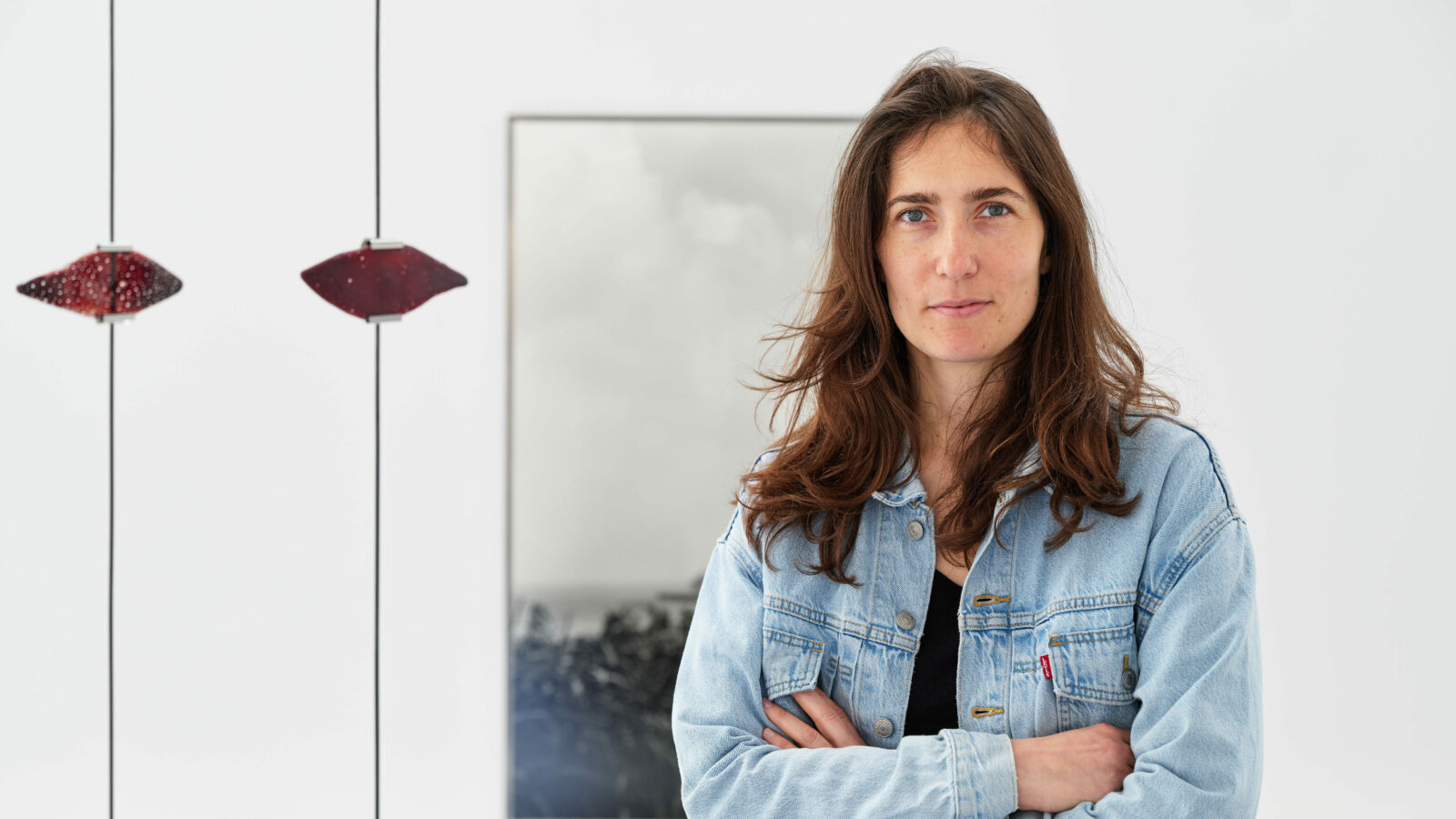 Portrait Victoire Thierée dansl'exposition Okinawa!!